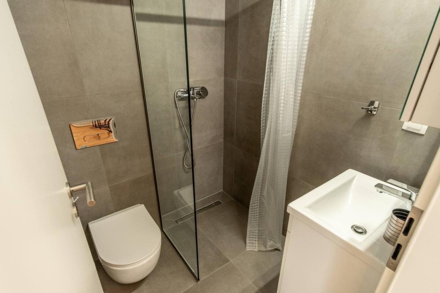 Gino Apartments أليكسانثيربوليس المظهر الخارجي الصورة